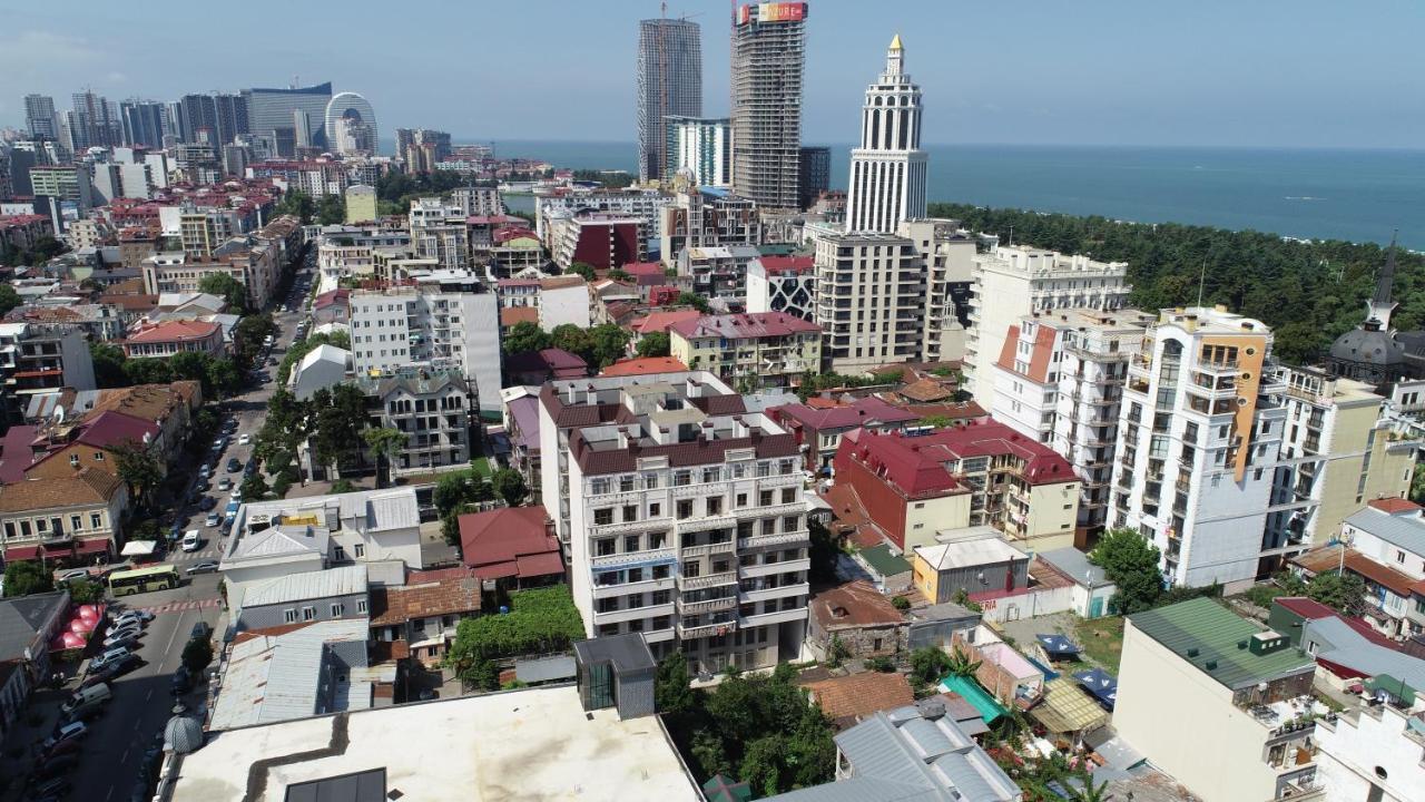 Boulevard Apartments Batumi Ngoại thất bức ảnh