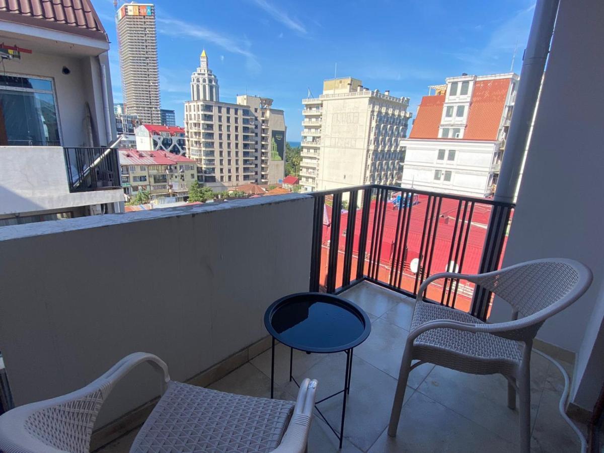 Boulevard Apartments Batumi Ngoại thất bức ảnh